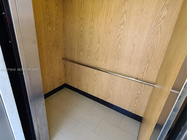 750 Michigan Ave #203 — Photo 8