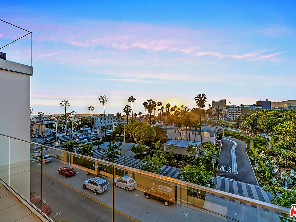 1705 Ocean Ave #405