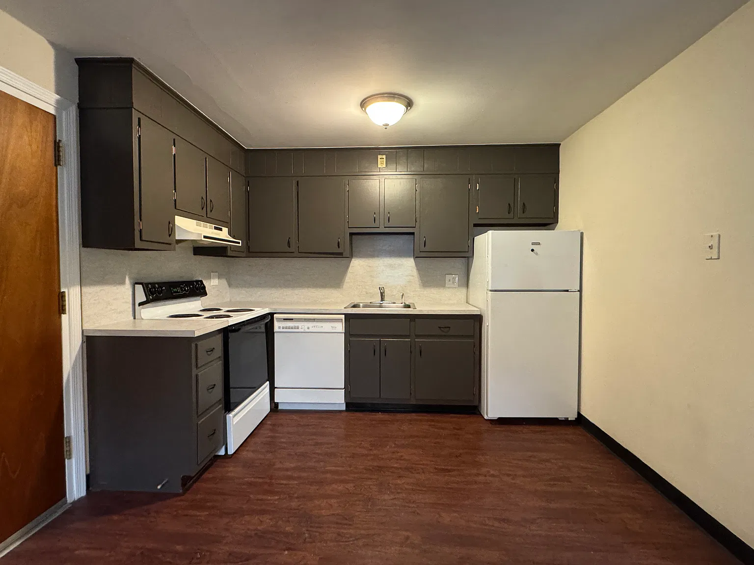 2 bed, $1,450 — Photo 2