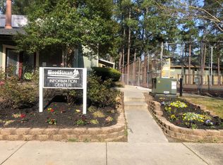 428 Acacia Cir APT E, Fayetteville, NC 28314