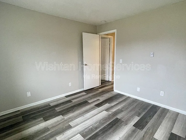 217 Charleston Blvd #4 — Photo 9
