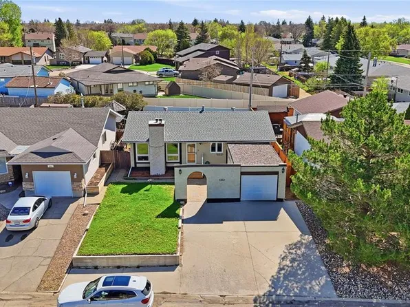 1009 Corman CRESCENT, Moose Jaw, SK S6H 6V5