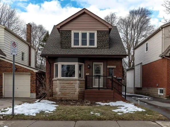 132 Glen Rd, Hamilton, ON L8S 3M9