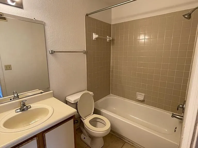 1063 S Hiawassee Rd #1628-1 — Photo 10