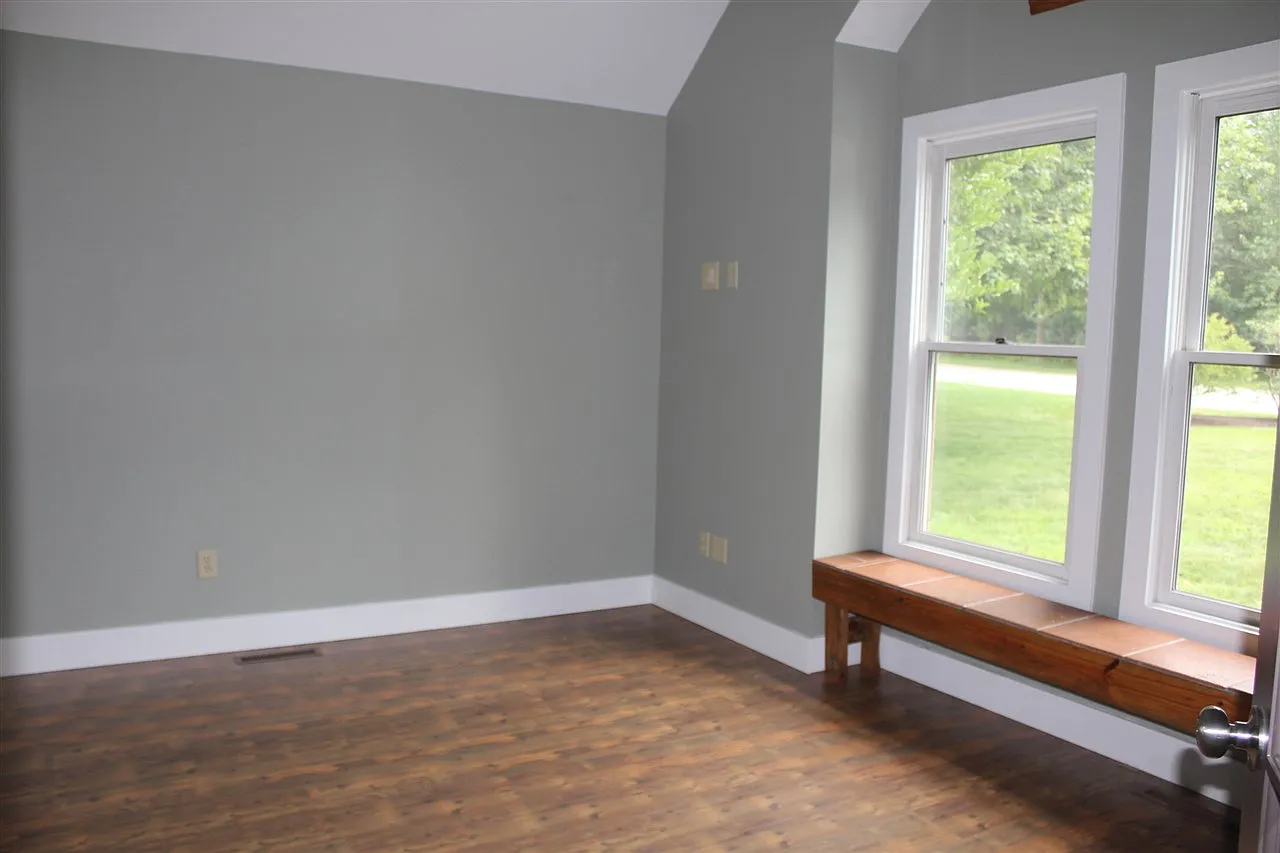 1224 Windsor Way photo 1