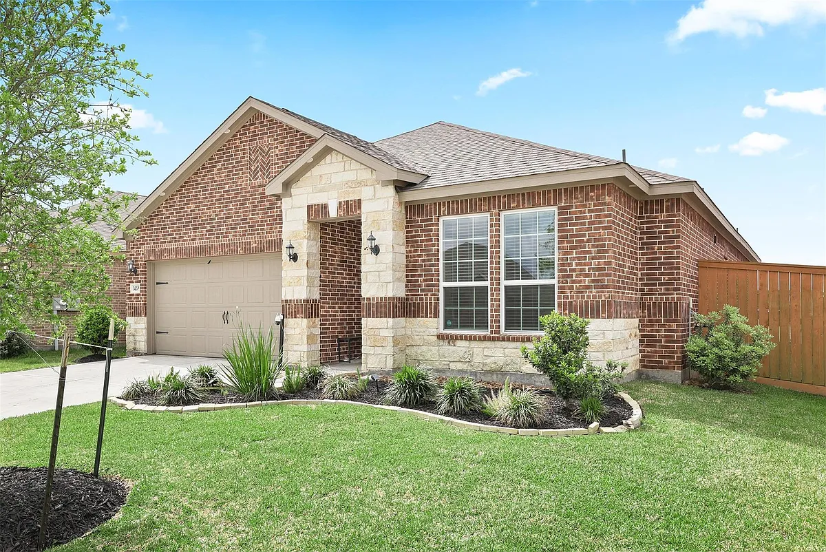 Building Photo - 14209 Freeboard Dr