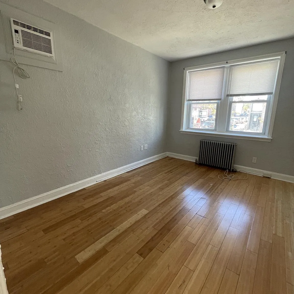 1 bed, 1.0 bath, 500 sqft, $1,250 — Photo 3