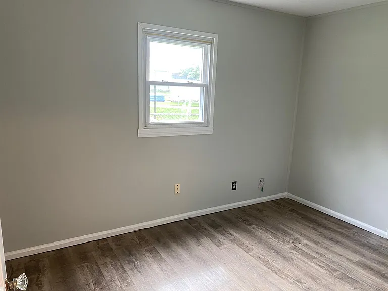 2723 Vinton St — Photo 7