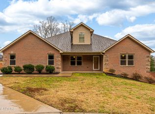 1704 Sierra Ln, Sevierville, TN 37862