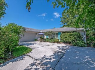 4642 Chippendale Dr, Naples, FL 34112