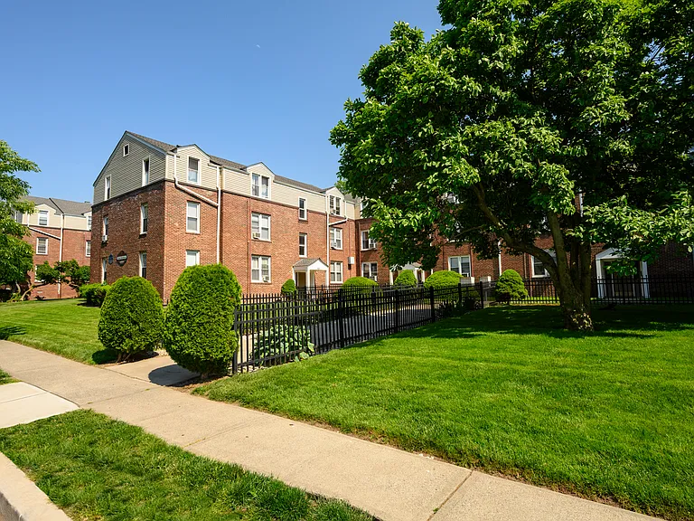 434 E Vine St #434E — Photo 6