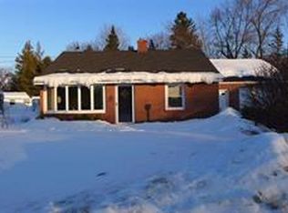 8 Elm Ct, Wynantskill, NY 12198