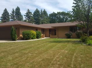 1301 Elm St N, Fargo, ND 58102