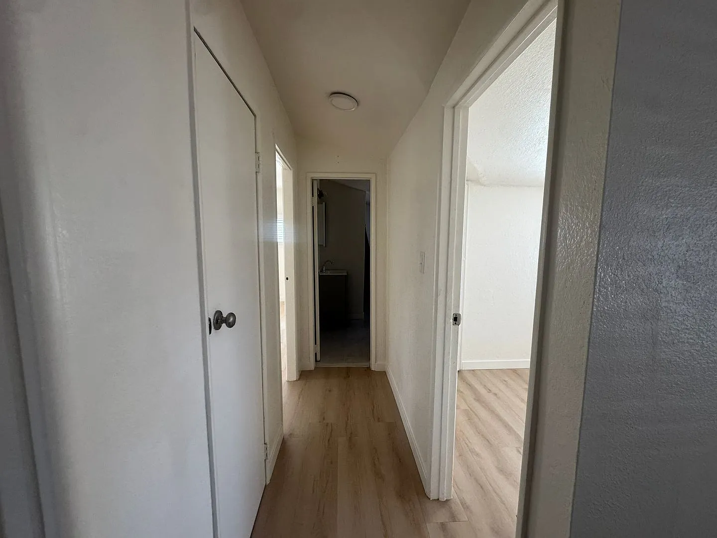 $2,195! Beautifully Remodeled 1-Bedroom Home with Bonus Room! 90804! — Photo 4
