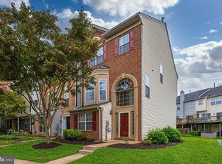 8851 Briarcliff Ln, Frederick, MD 21701