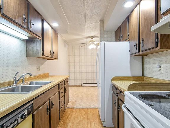 3rd image of 1699 Alcan Dr APT 103