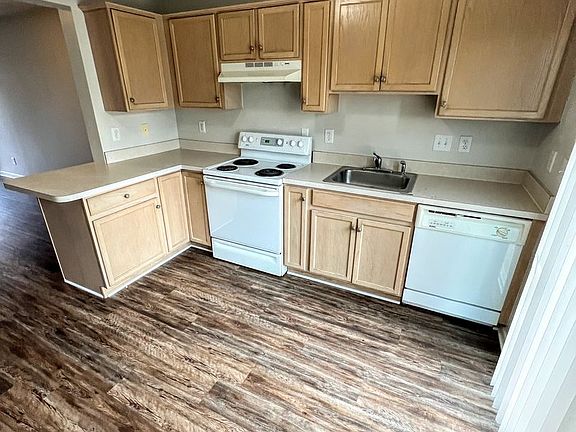 4th image of 6118 Igloe Dr #A