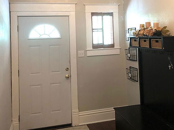 5th image of 1507 W Callender Ave #A