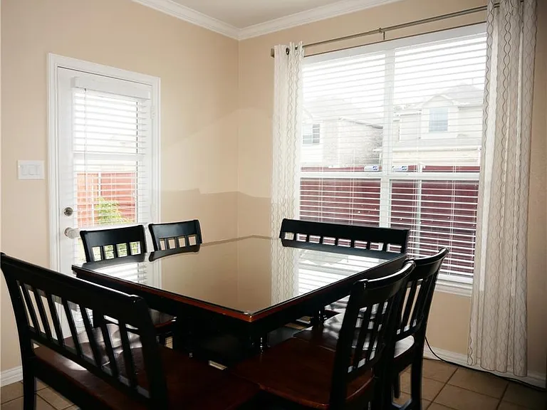1037 Kyan Ln — Photo 13