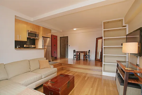 Rented by Corcoran | media 21