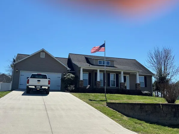 4975 Cedar Creek Cir, Cookeville, TN 38501
