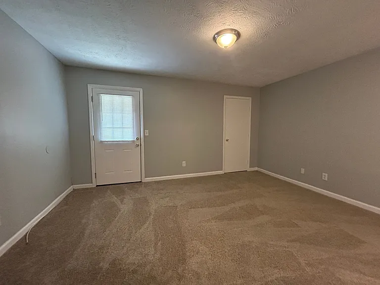 6328 Baker Ct — Photo 6