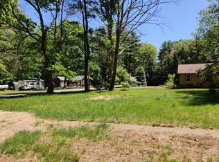 71 River Rd, Norfolk, MA 02056