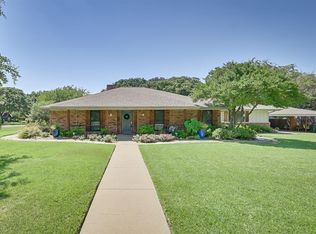3700 Lakeridge Rd, Arlington, TX 76016