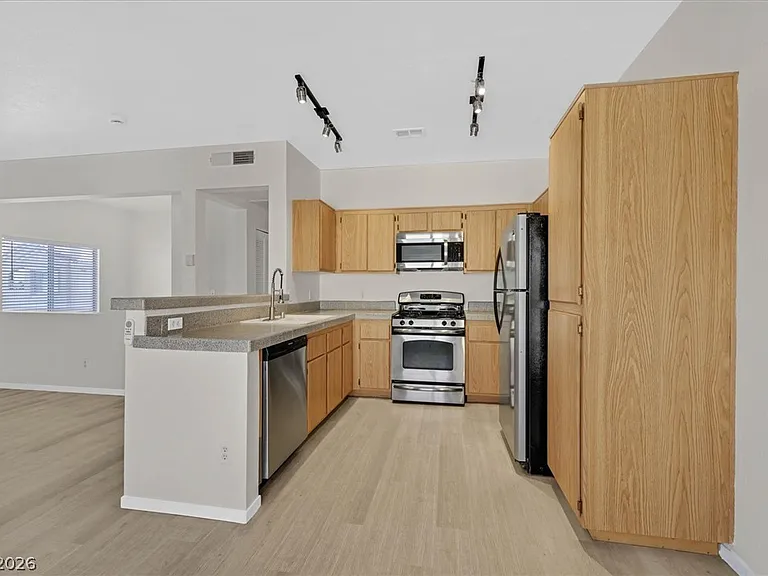 251 S Green Valley Pkwy #3322 — Photo 25