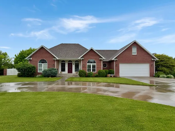 425 La Casa Dr, Colby, KS 67701