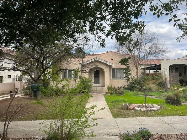 625 S Buena Vista St, Redlands, CA 92373