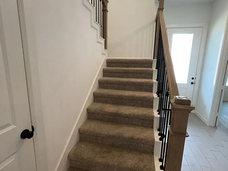 1542 Park Path Dr — Photo 5