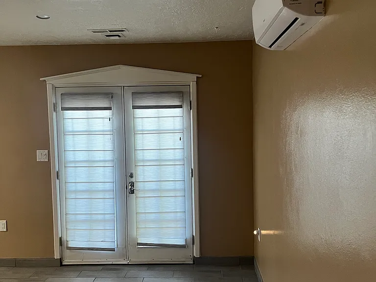 1900 Sombra Ct — Photo 7