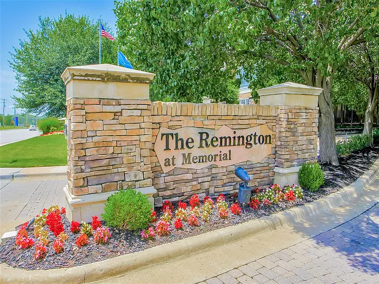 Remington at Memorial Apartments — Photo 19