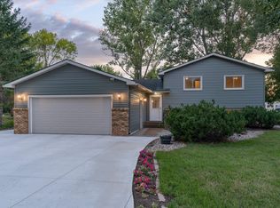 107 Commerce Ct, North Mankato, MN 56003