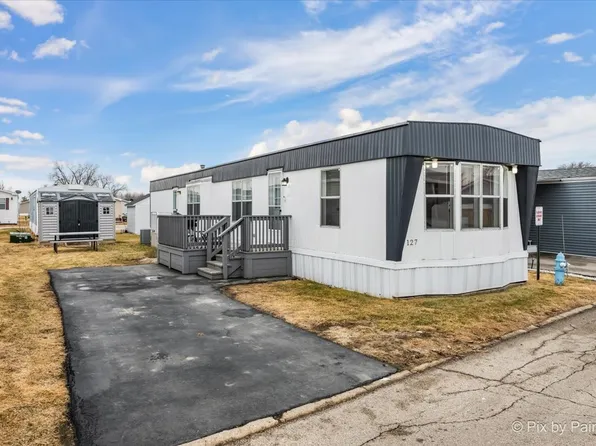 127 5th Ave, Bartlett, IL 60103