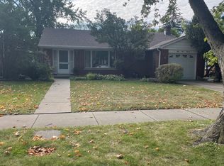 5111 Farwell Ave, Skokie, IL