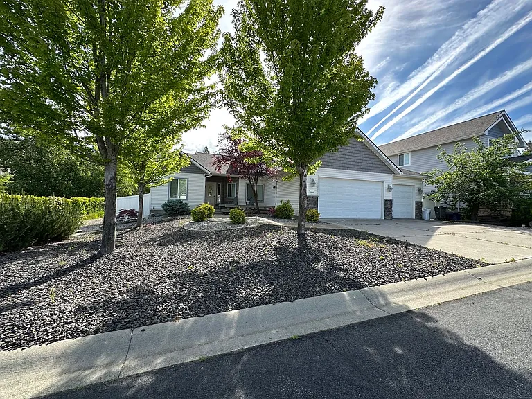 12405 E Aunnic Ln — Photo 21