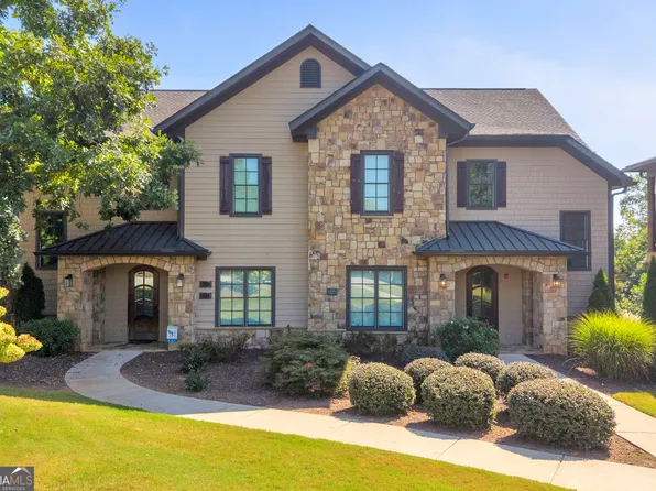 19 Cottage Ln #202, Toccoa, GA 30577