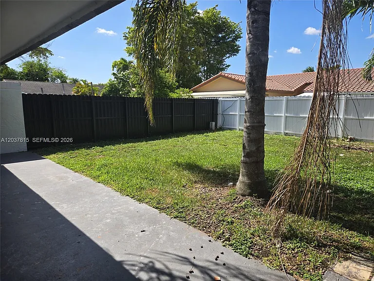 13520 SW 64th Ln #13522 — Photo 17