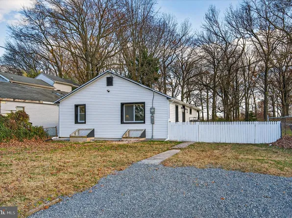 7631 Old Battle Grove Rd, Baltimore, MD 21222