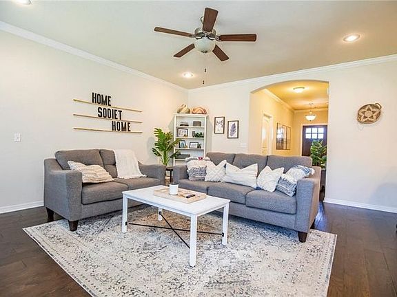 4th image of 3480 W Foxtail Lily Ln