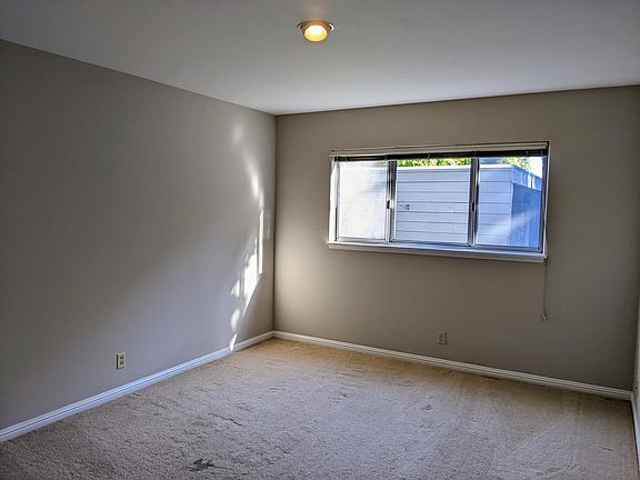 3rd image of 2455 High St