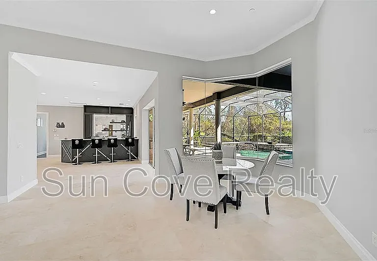 854 Macewen Dr — Photo 12