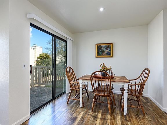 5th image of 439 Mission Boulevard