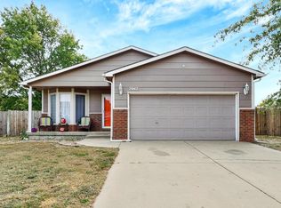 2042 S Parkridge St, Wichita, KS 67209