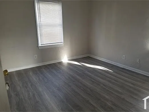 868 Bunker Hill Blvd — Photo 8