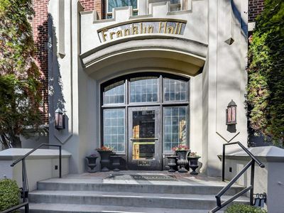 704 W 6th Ave APT 207, Spokane, WA, 99204