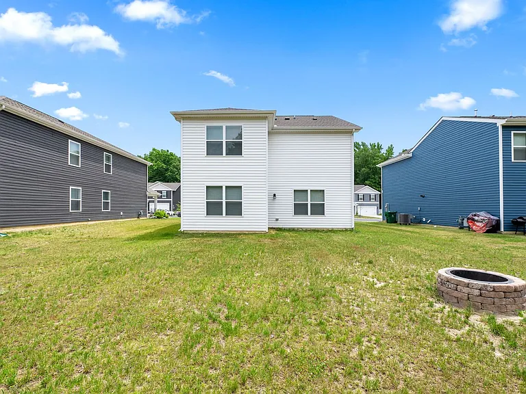56 Currant Cir — Photo 26