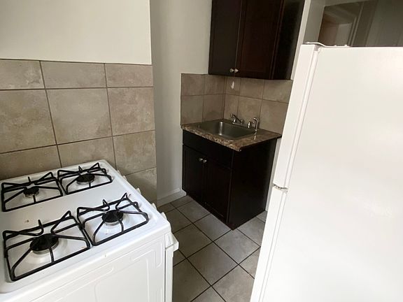 3rd image of 1365 W Estes Ave APT 2